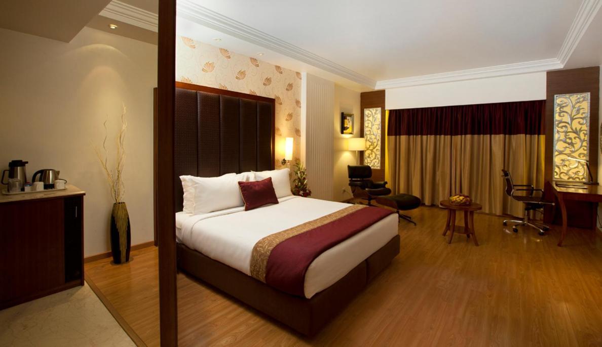 Hotel The The Grand Magrath Bangalore Extérieur photo